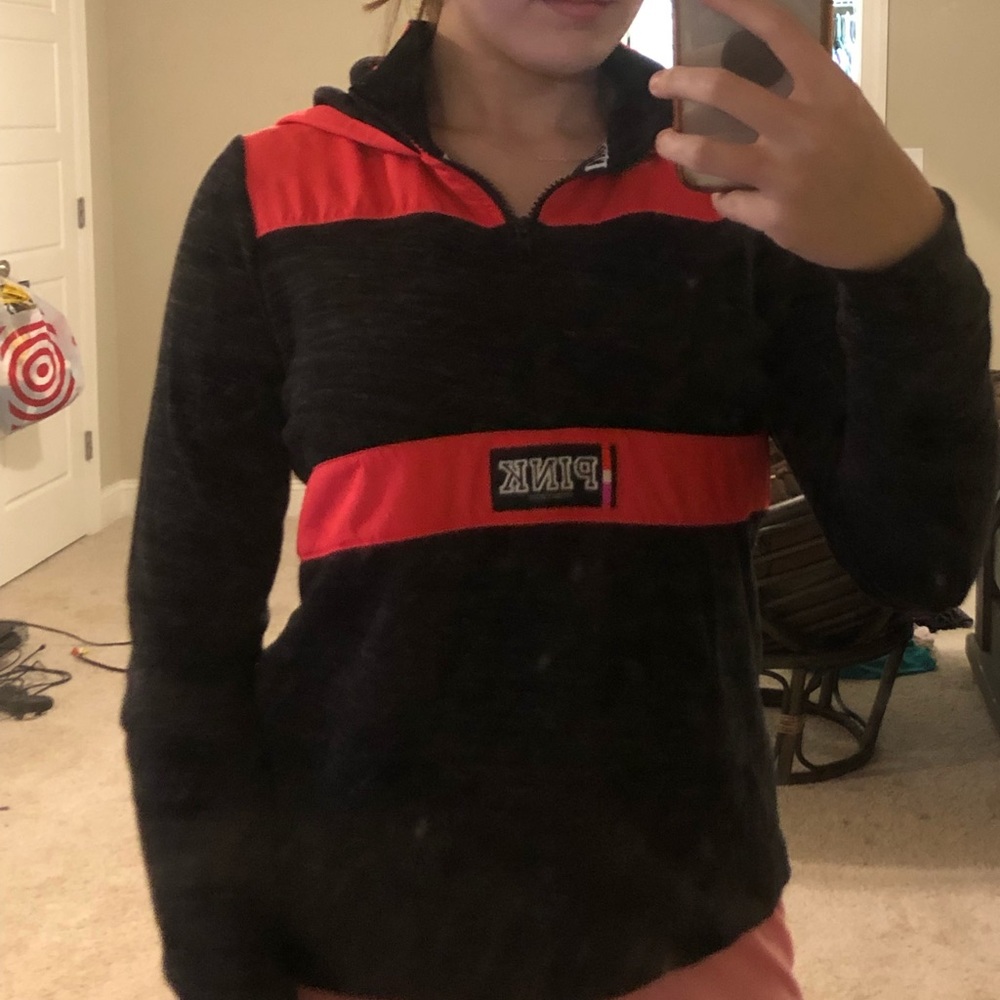 Women’s PINK 1/4 zip up pullover